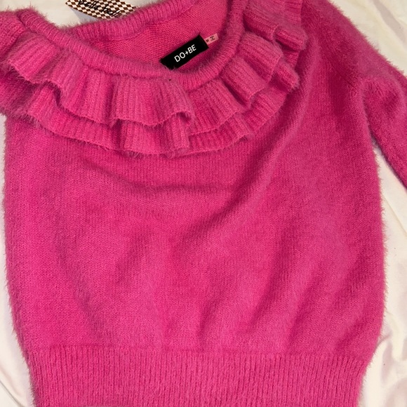 Boutique One Shoulder Sweater - Picture 5 of 5